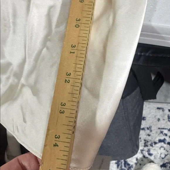 Reformation Pike Satin Almond / Cream Mini Dress sz L - Picture 11 of 13